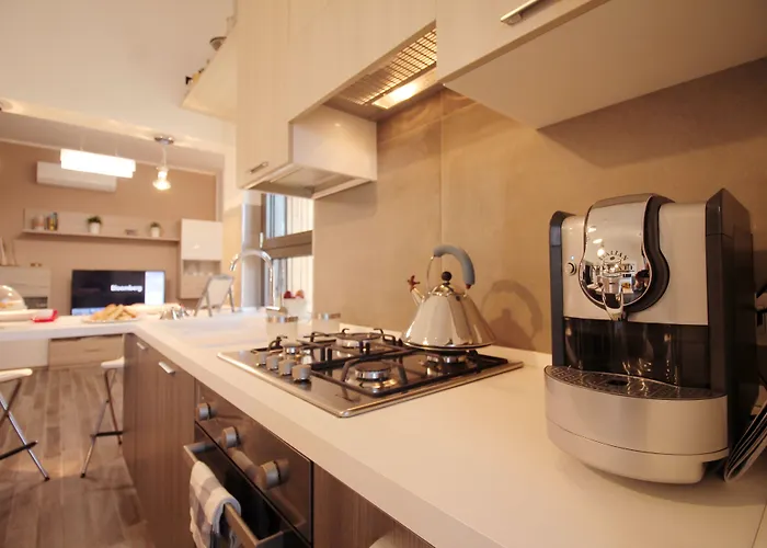 Apartament Eur Bright Spacious Terraced With Private Parking Only For Small Cars *