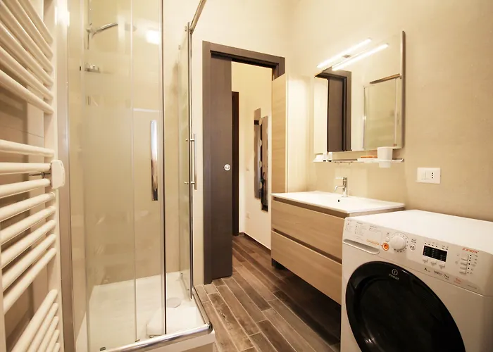 Apartament Eur Bright Spacious Terraced With Private Parking Only For Small Cars Rzym