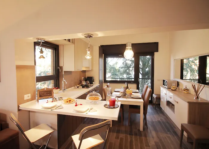 Apartament Eur Bright Spacious Terraced With Private Parking Only For Small Cars *
